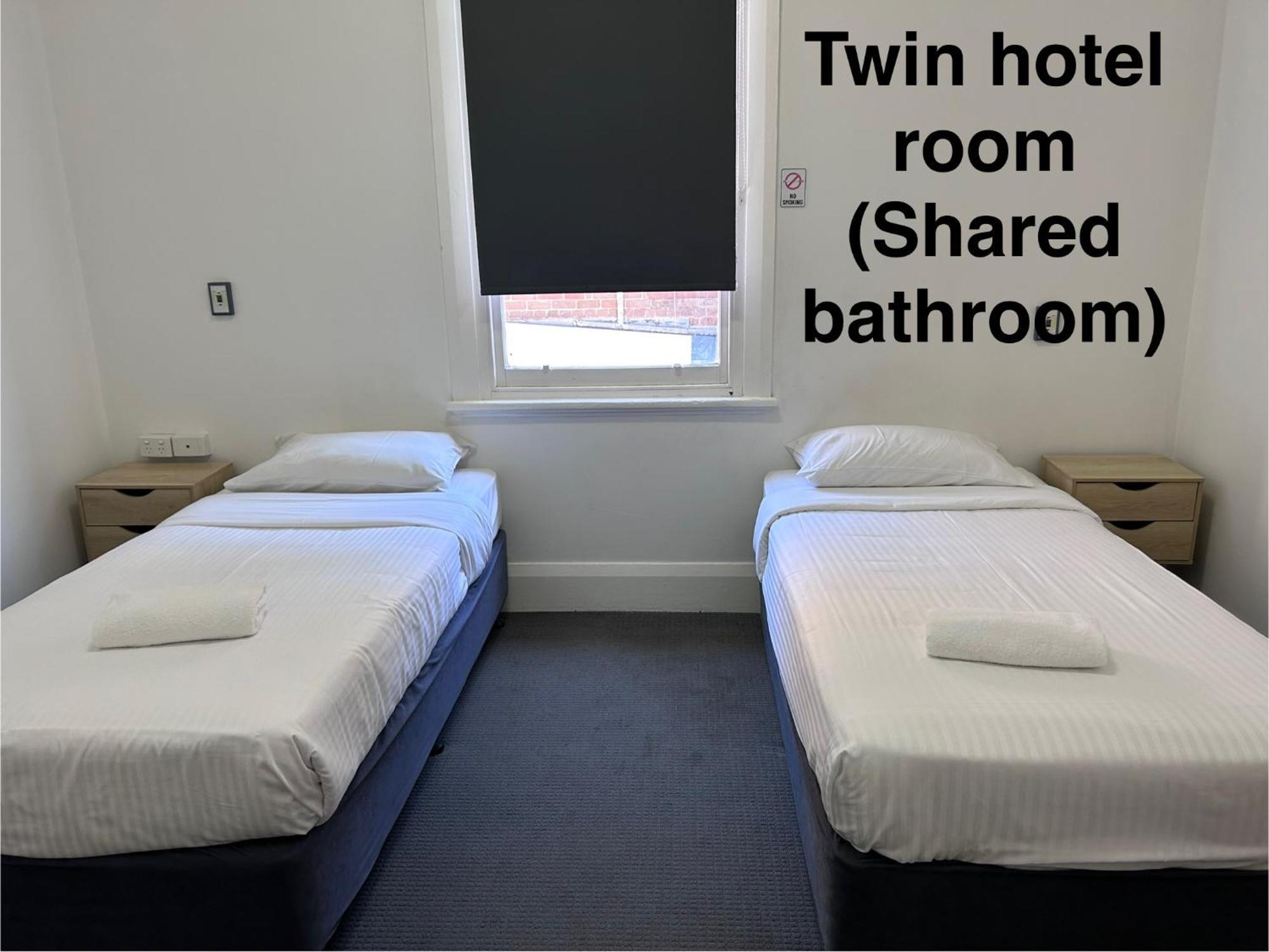 Australian Hotel Motel Yass Extérieur photo