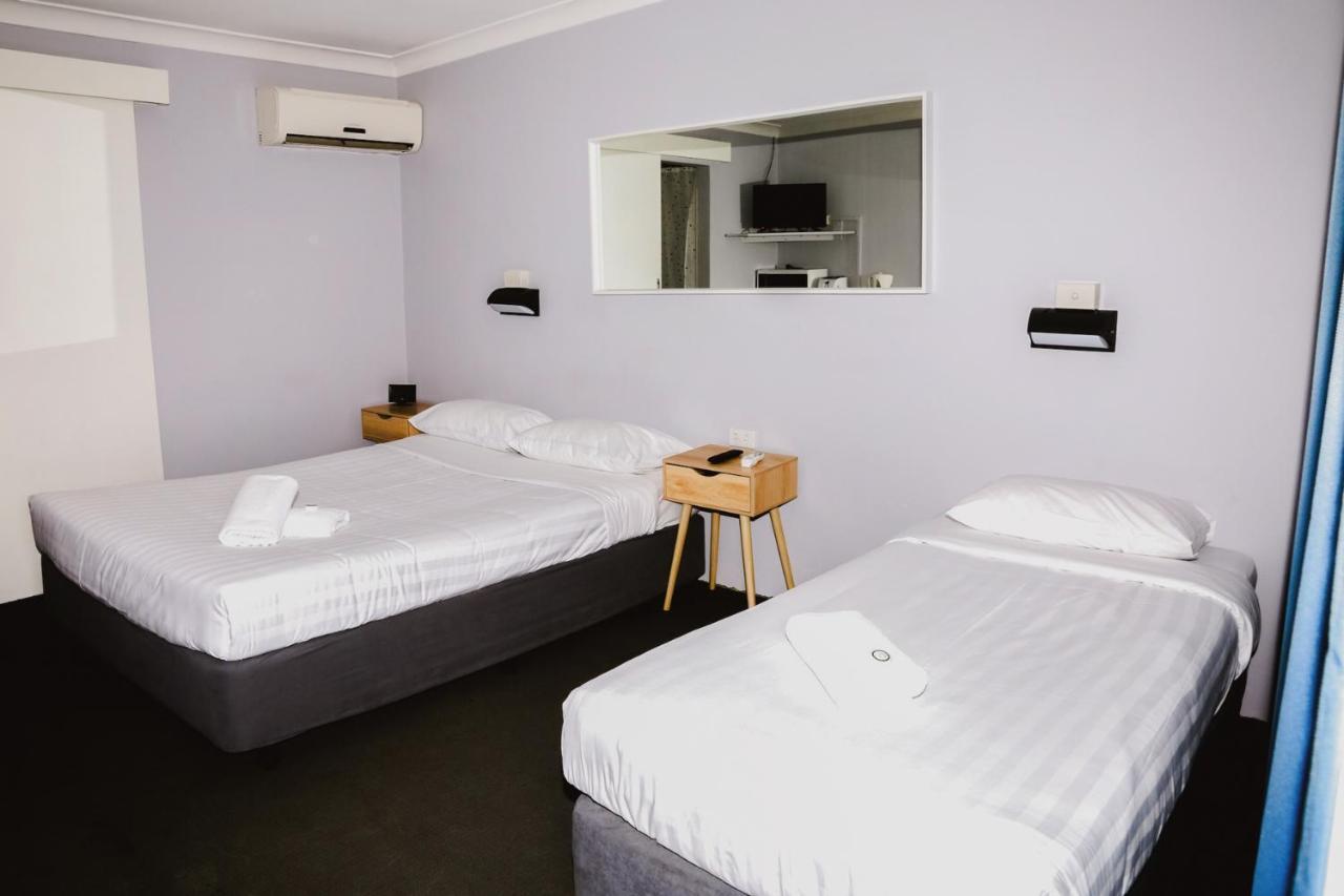Australian Hotel Motel Yass Extérieur photo